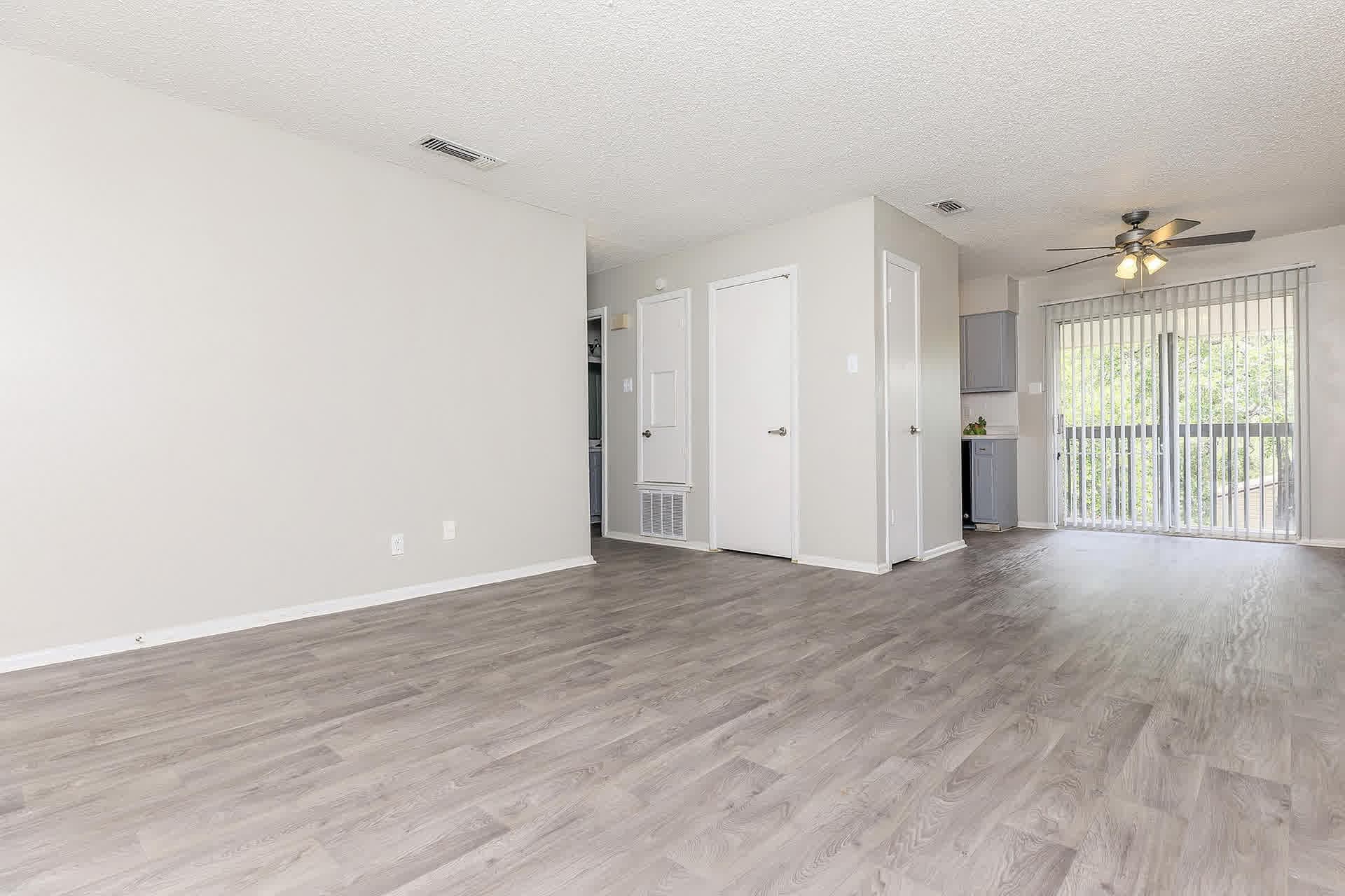 Spacious living room
